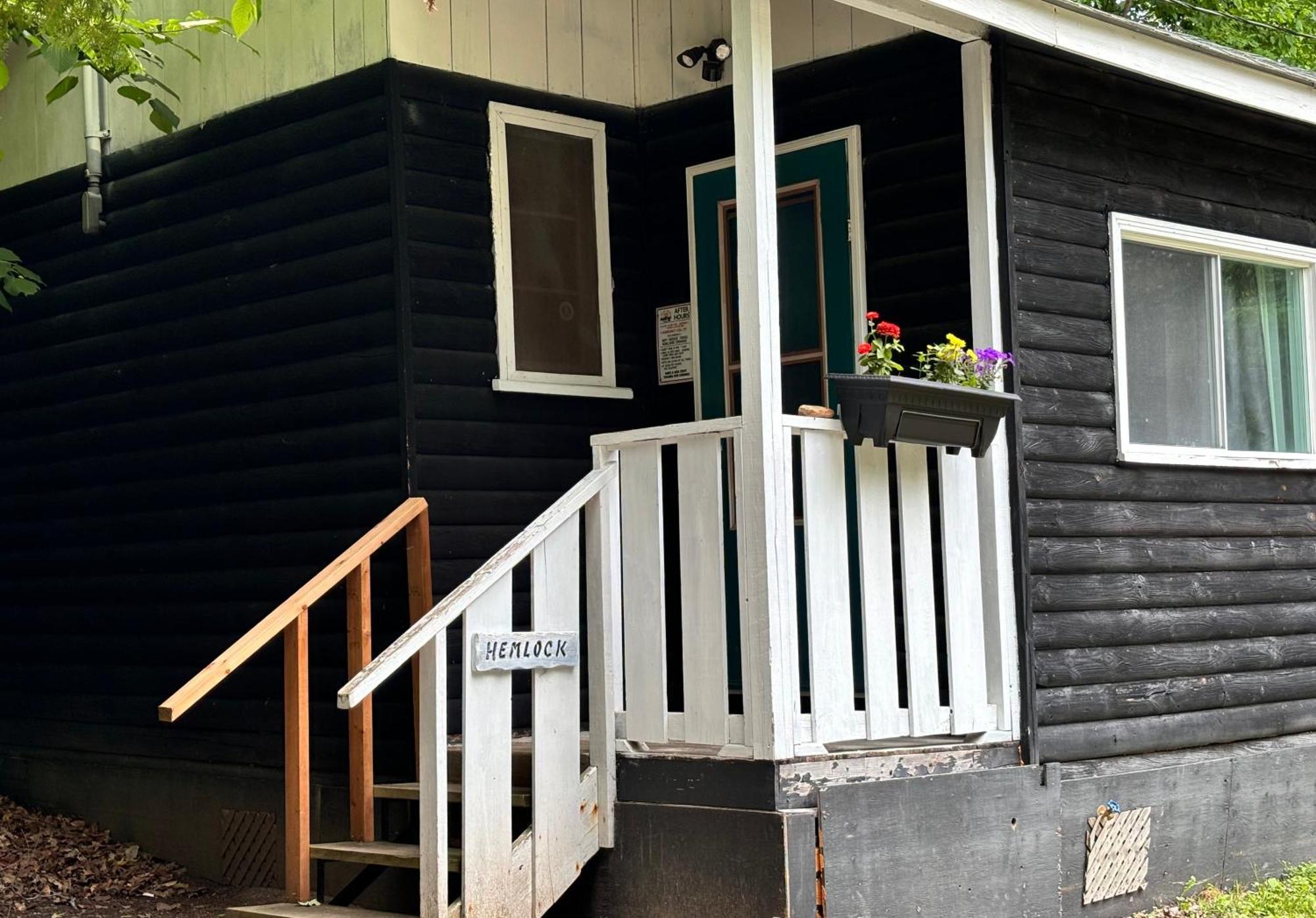 Lakefront Hideaway Resort 카와르타 레이크 외부 사진