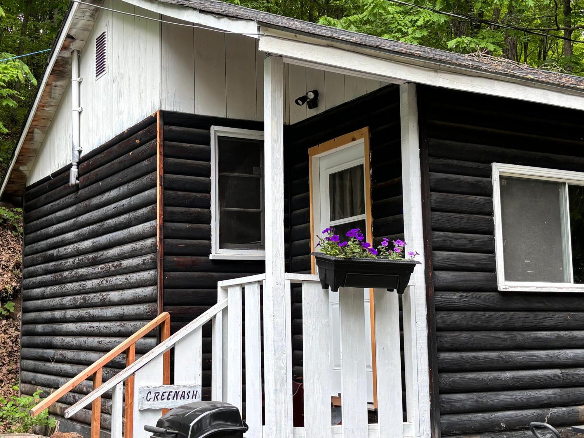 Lakefront Hideaway Resort 카와르타 레이크 외부 사진